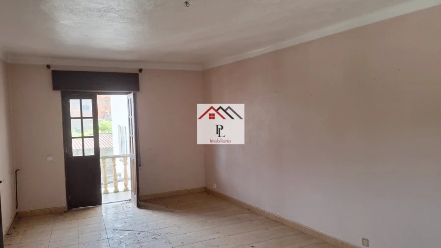 Moradia T4 para Venda em Vila Nova de Anços Foto 18