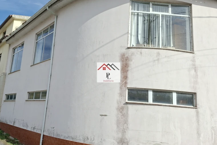 Moradia T4 para Venda em Vila Nova de Anços Foto 27