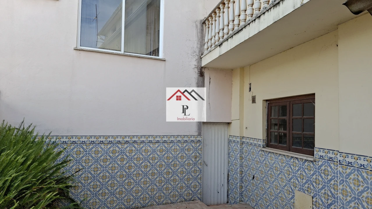 Moradia T4 para Venda em Vila Nova de Anços Foto 22
