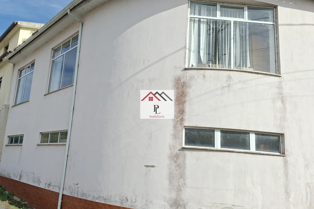Moradia T4 para Venda em Vila Nova de Anços Foto 27