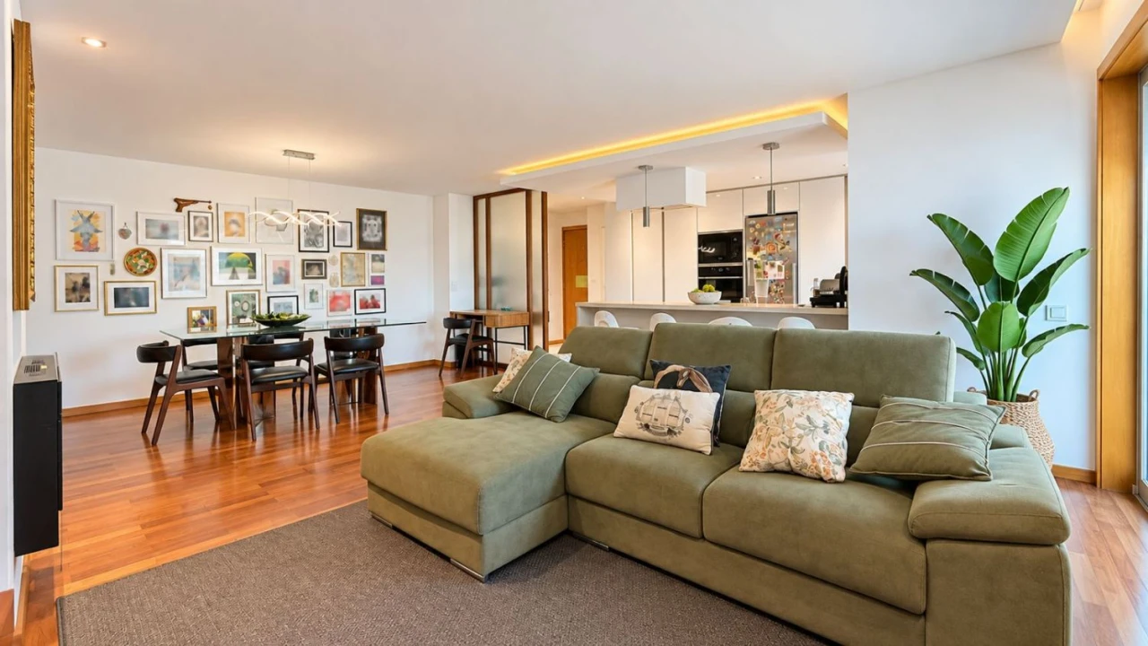 Apartamento T3 para Venda em Nogueira e Silva Escura Foto 1