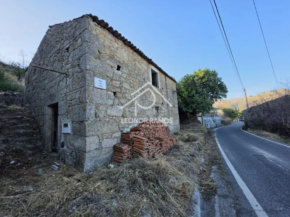 Moradia T1 para Venda em São Vicente da Beira Foto 31