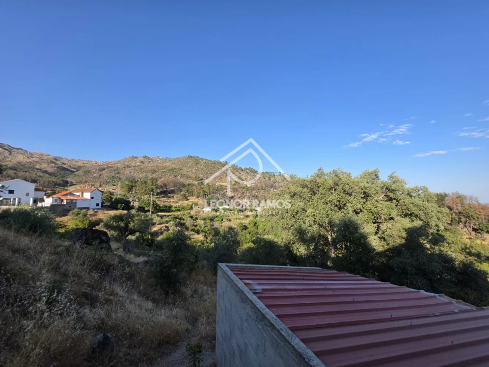 Moradia T2 para Venda em São Vicente da Beira Foto 7