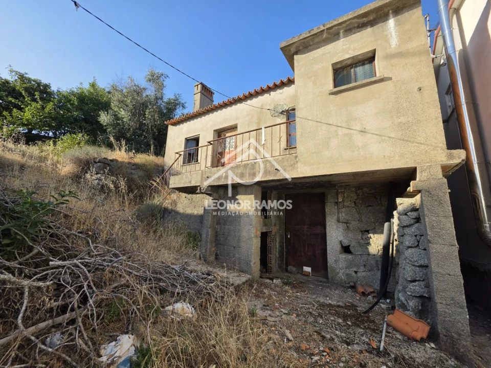 Moradia T2 para Venda em São Vicente da Beira Foto 3