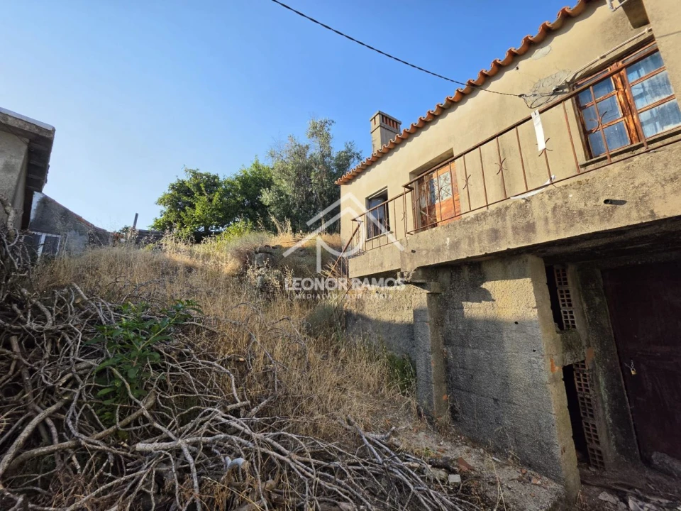 Moradia T2 para Venda em São Vicente da Beira Foto 1