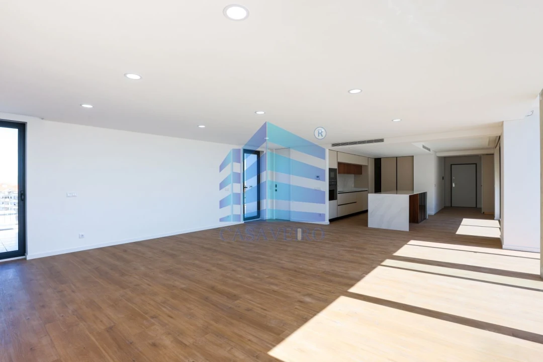 Apartamento T4 para Venda em São Bernardo Foto 3