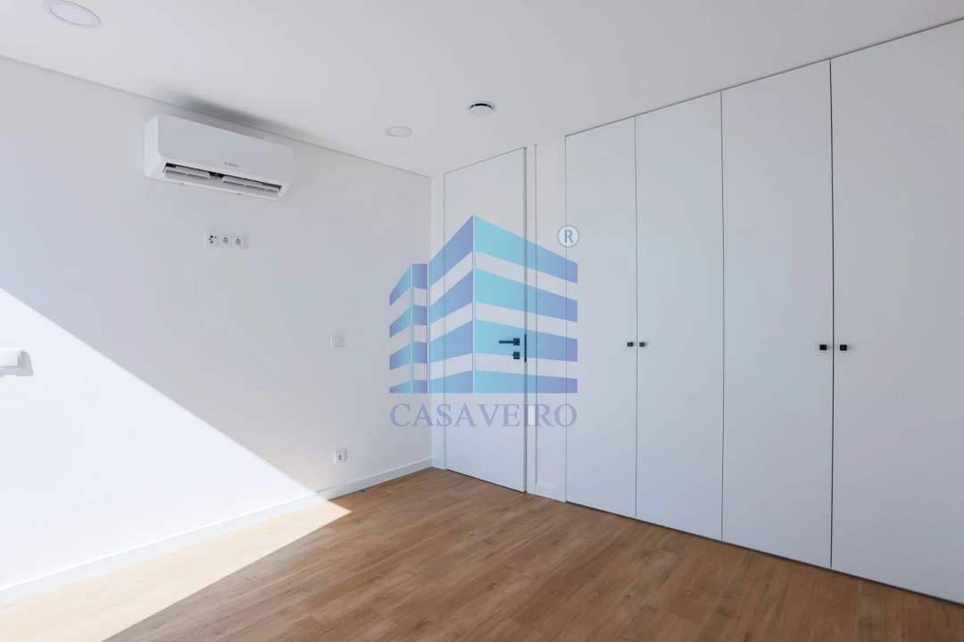 Apartamento T4 para Venda em São Bernardo Foto 19