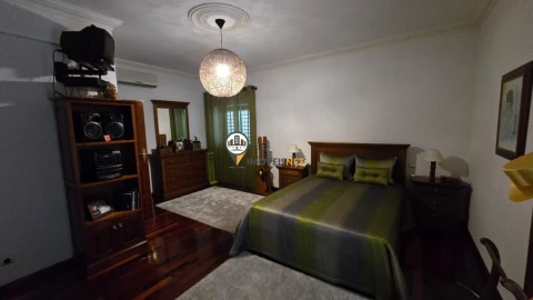 Moradia T5 para Venda em Castelo Branco