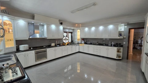 Moradia T5 para Venda em Castelo Branco