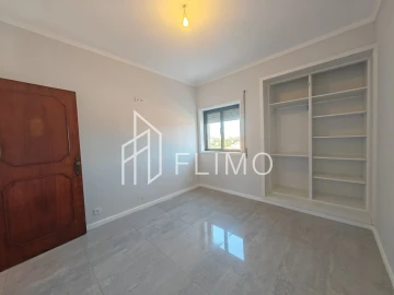 Apartamento T3 para Venda em Paços de Brandão