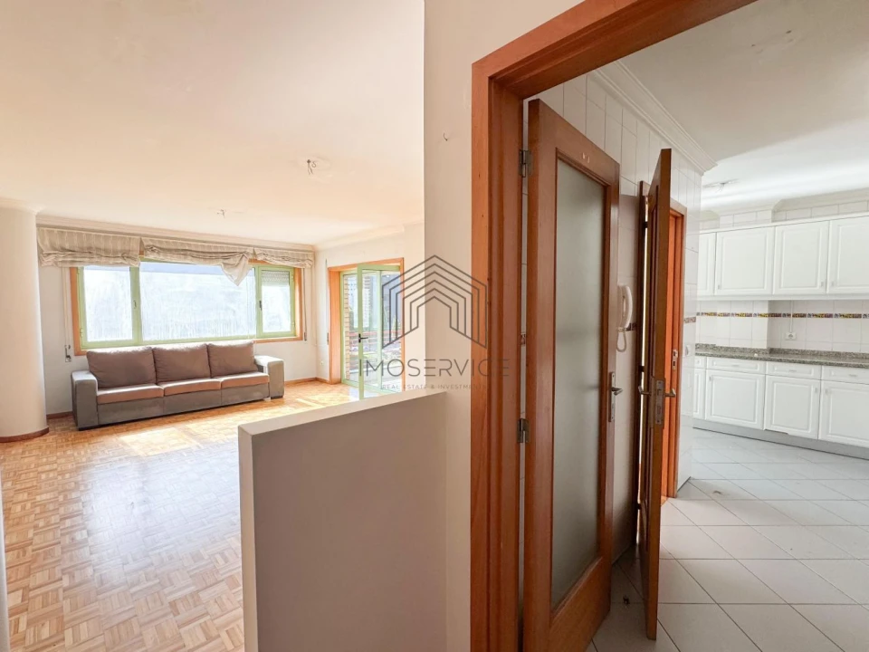 Apartamento T3 para Venda em Valongo Foto 7