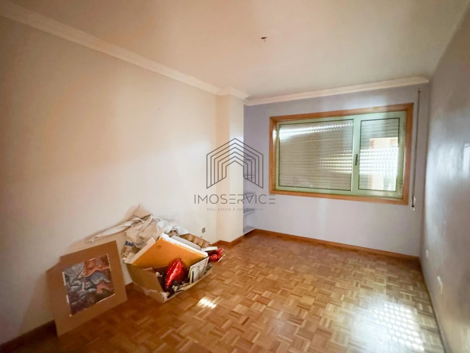 Apartamento T3 para Venda em Valongo Foto 30