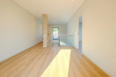Moradia T3 para Venda em Louredo