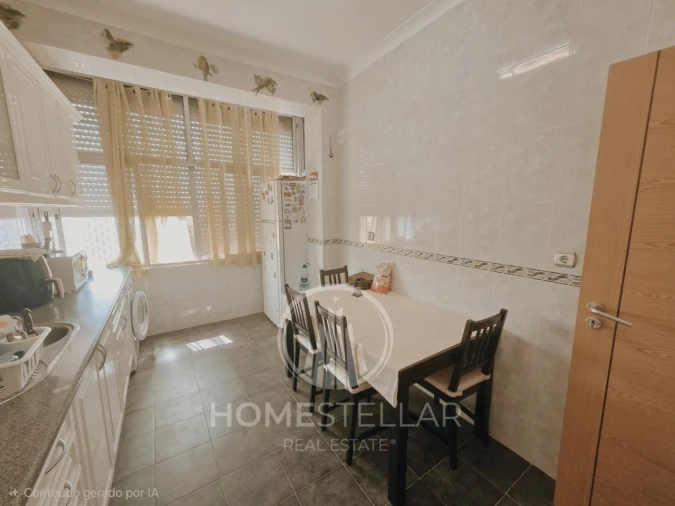Apartamento T2 para Venda em Barreiro e Lavradio Foto 12