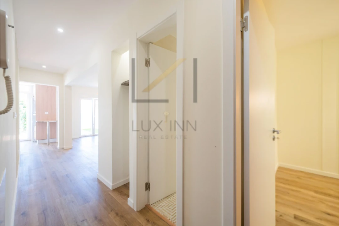 Apartamento T2 para Venda em Mina de Água Foto 5