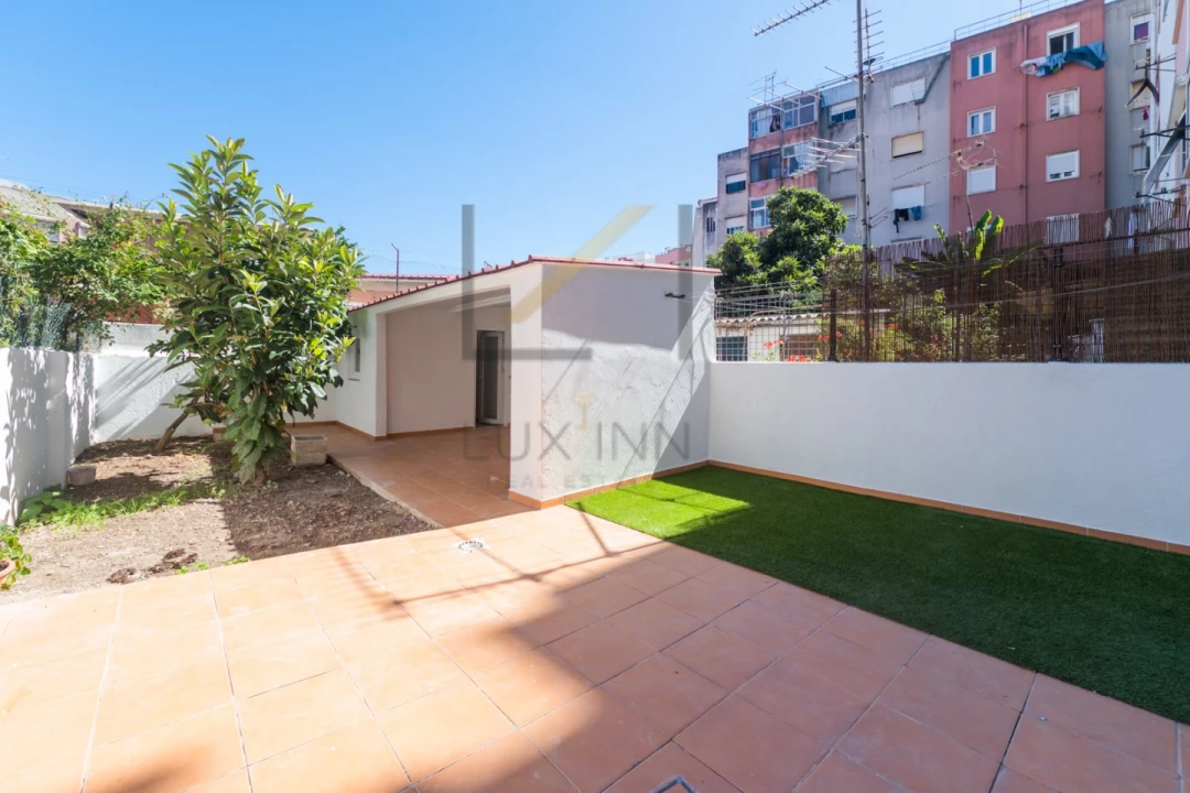 Apartamento T2 para Venda em Mina de Água Foto 30