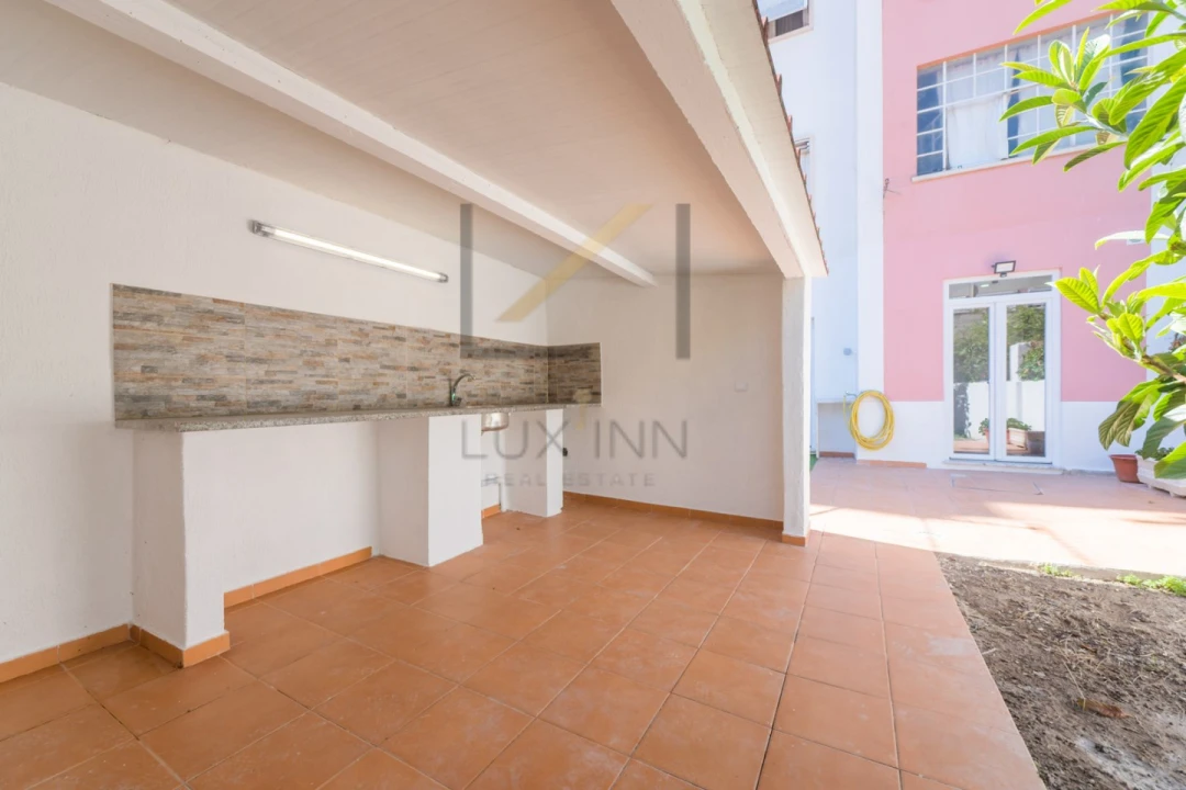 Apartamento T2 para Venda em Mina de Água Foto 35