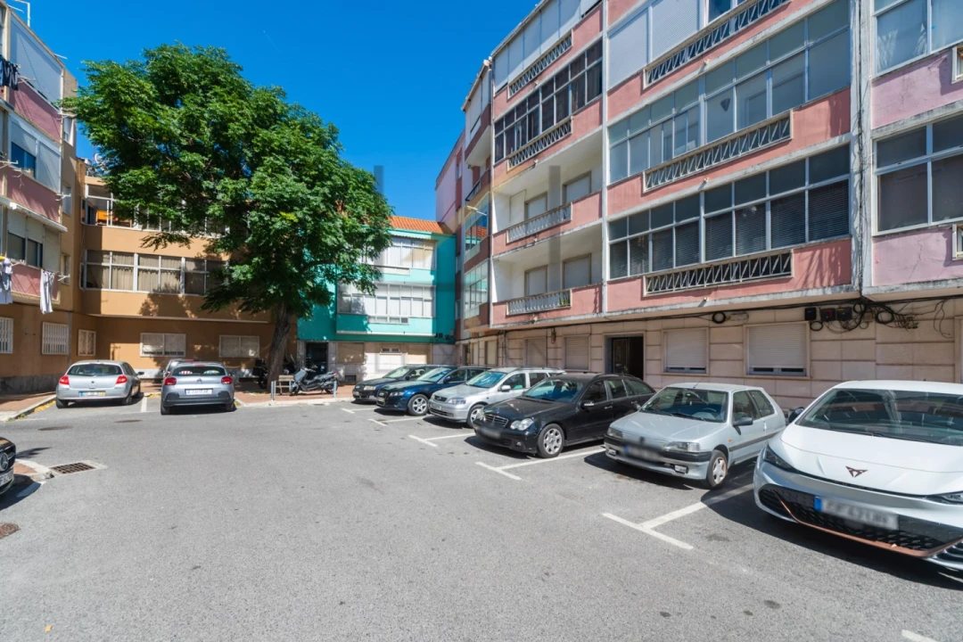 Apartamento T2 para Venda em Mina de Água Foto 38