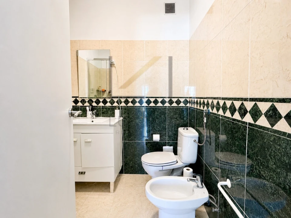 Apartamento T3 para Venda em Rio de Mouro Foto 13