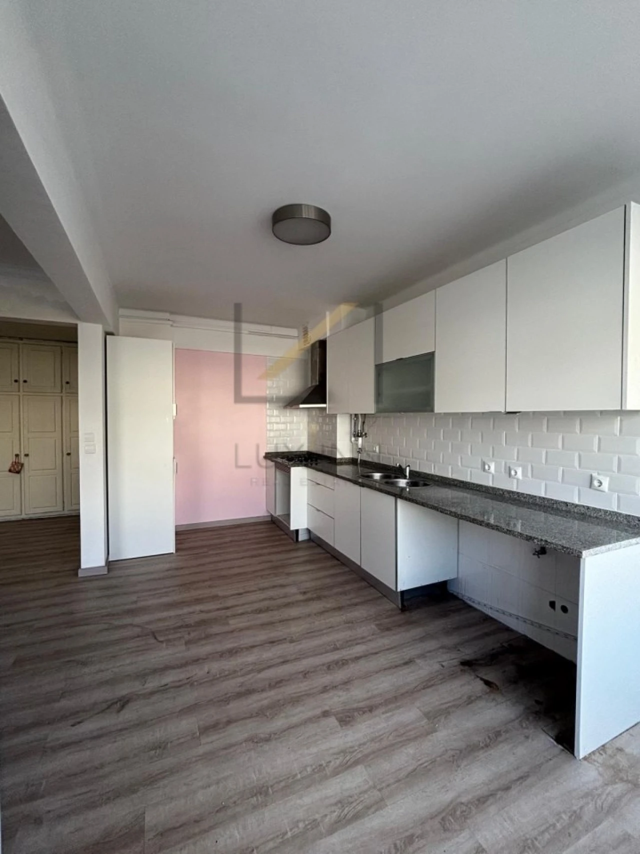 Apartamento T3 para Venda em Rio de Mouro Foto 35