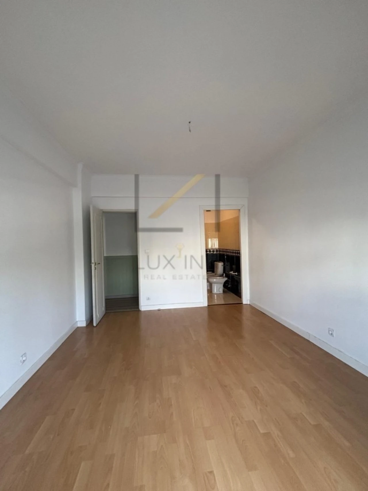 Apartamento T3 para Venda em Rio de Mouro Foto 36