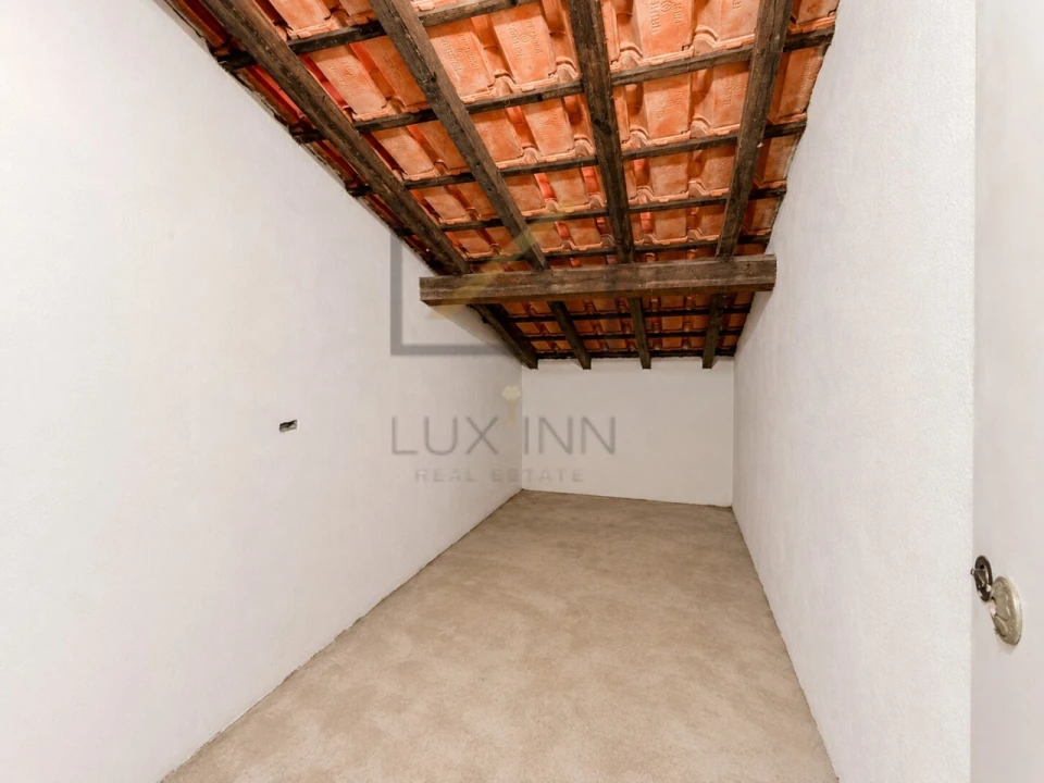 Apartamento T3 para Venda em Rio de Mouro Foto 23