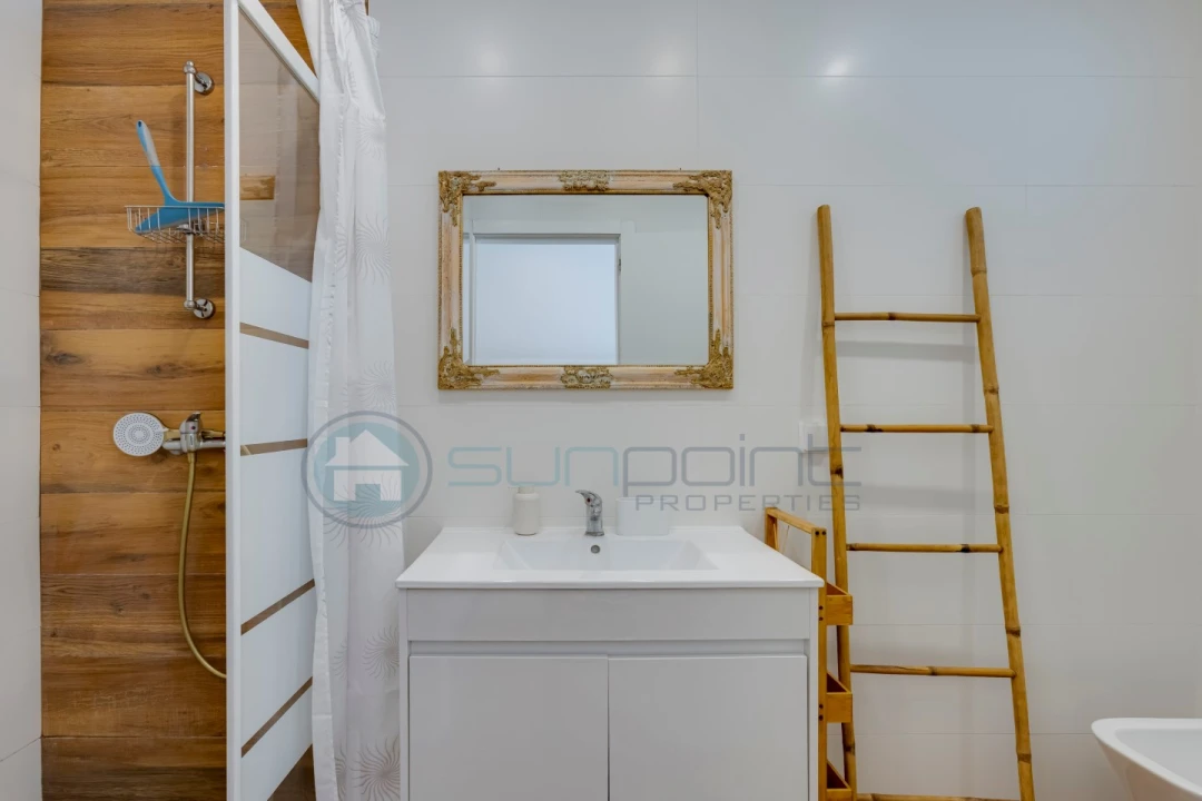Moradia T3 para Venda em Budens Foto 18