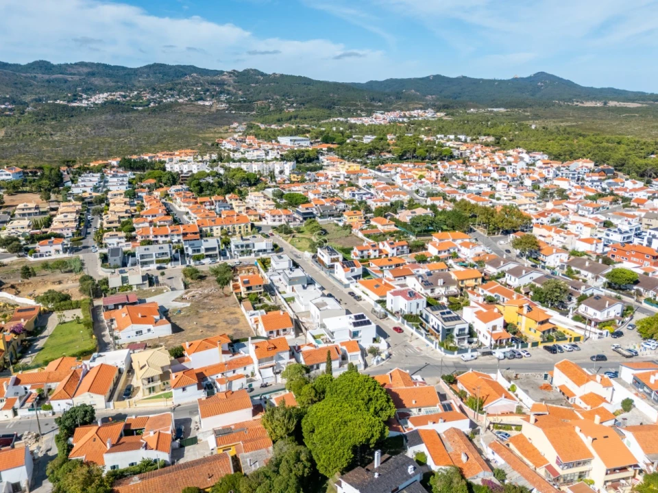 Moradia T4 para Venda em Alcabideche Foto 47