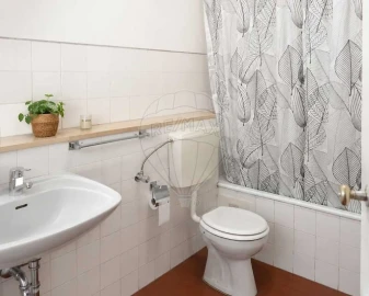 Apartamento T1 para Venda em Queluz e Belas