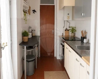 Apartamento T1 para Venda em Queluz e Belas