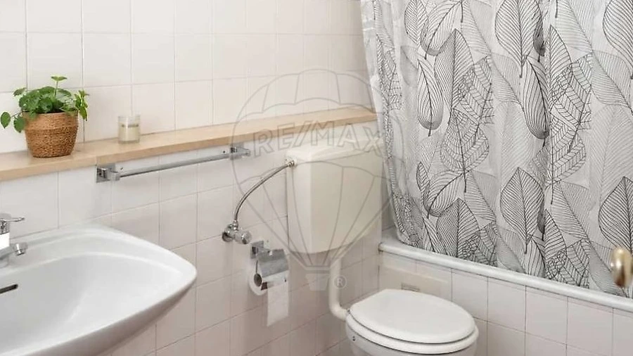 Apartamento T1 para Venda em Queluz e Belas