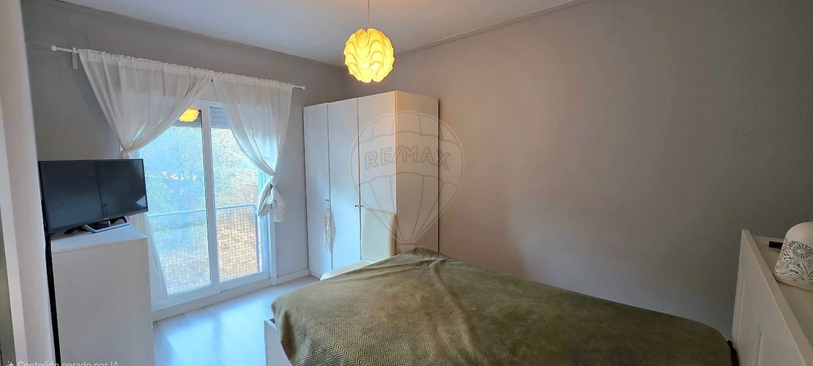 Apartamento T2 para Venda em Santo António dos Cavaleiros e Frielas Foto 2