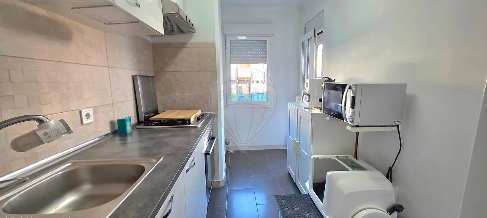 Apartamento T2 para Venda em Santo António dos Cavaleiros e Frielas Foto 4