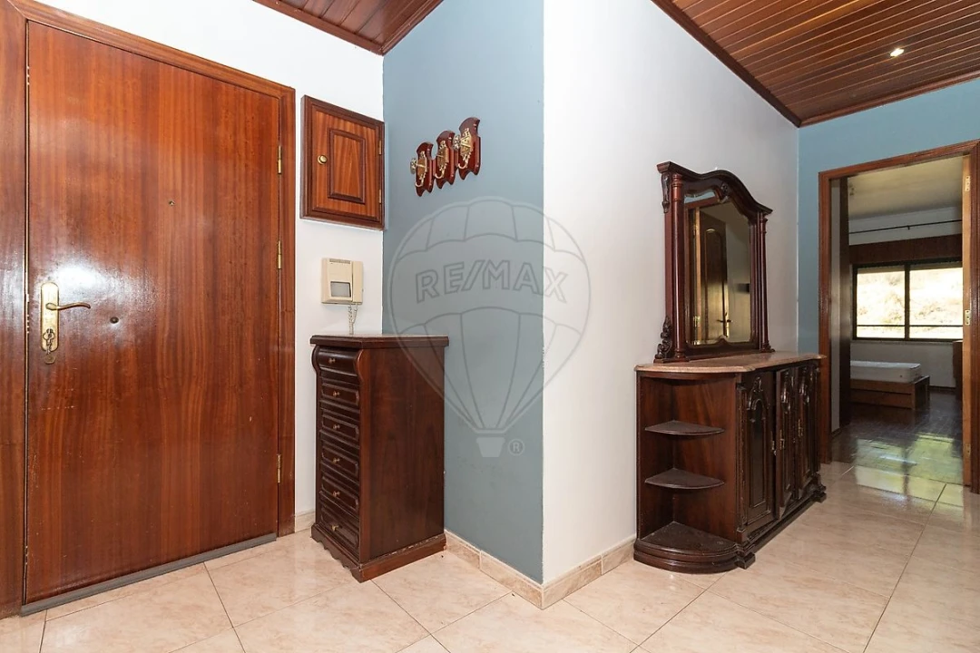 Apartamento T2 para Venda em Castanheira do Ribatejo e Cachoeiras Foto 16