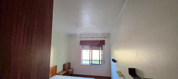 Apartamento T2 para Venda em Castanheira do Ribatejo e Cachoeiras