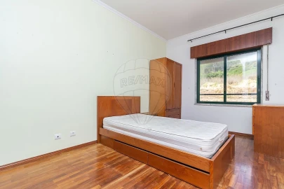 Apartamento T2 para Venda em Castanheira do Ribatejo e Cachoeiras