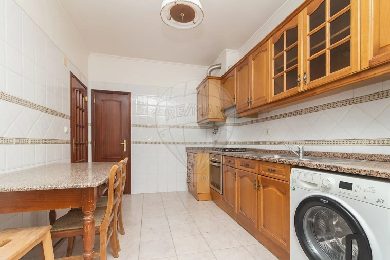 Apartamento T2 para Venda em Castanheira do Ribatejo e Cachoeiras Foto 7