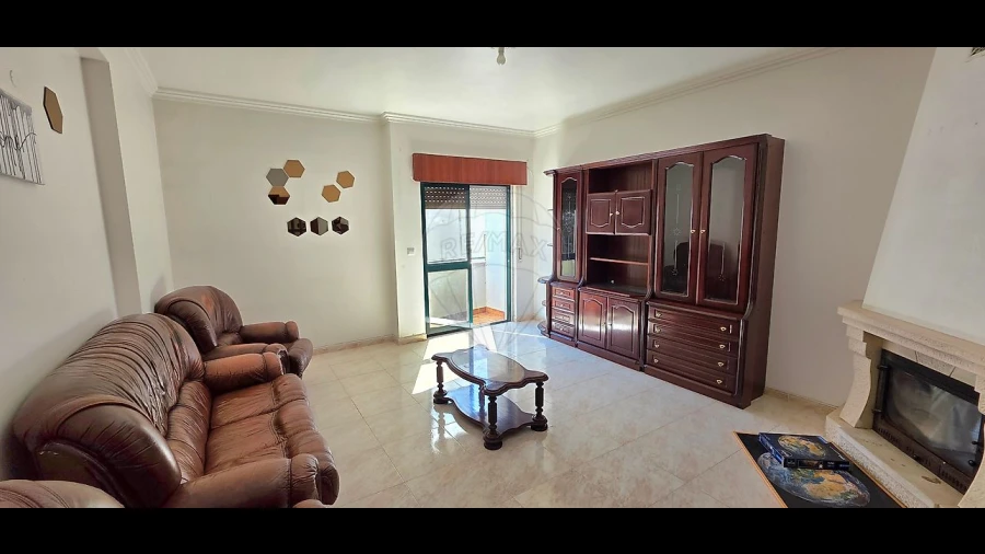 Apartamento T2 para Venda em Castanheira do Ribatejo e Cachoeiras