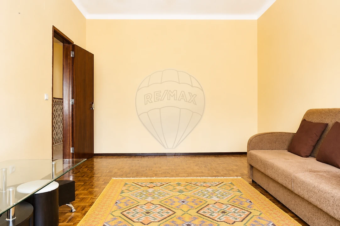 Apartamento T2 para Venda em Vila Franca de Xira Foto 6