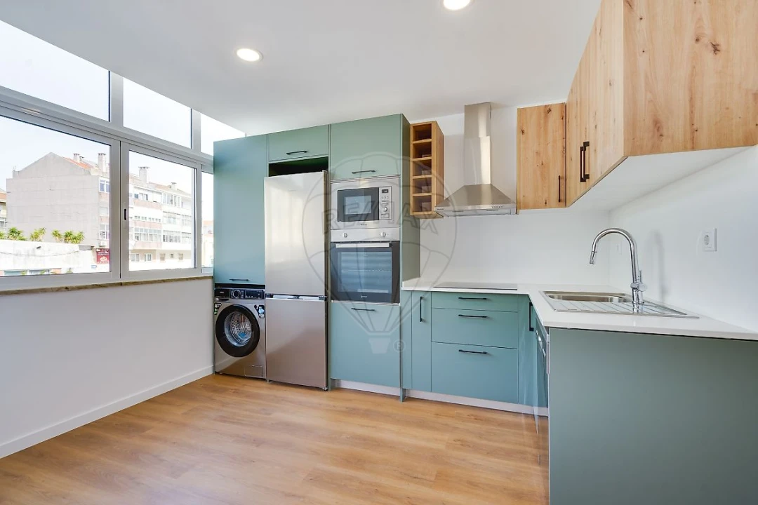 Apartamento T2 para Venda em Falagueira-Venda Nova Foto 14