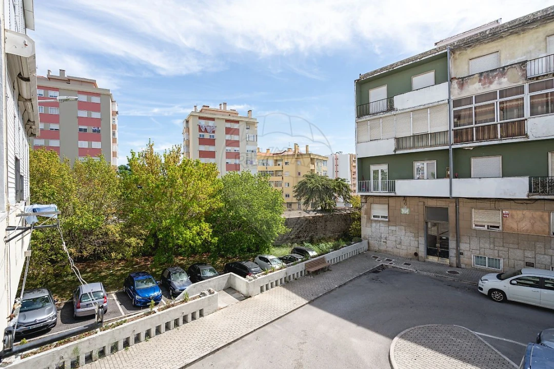 Apartamento T2 para Venda em Falagueira-Venda Nova Foto 20