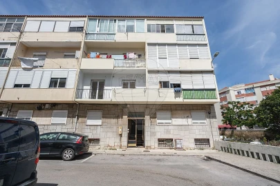 Apartamento T2 para Venda em Falagueira-Venda Nova