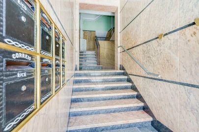 Apartamento T2 para Venda em Falagueira-Venda Nova