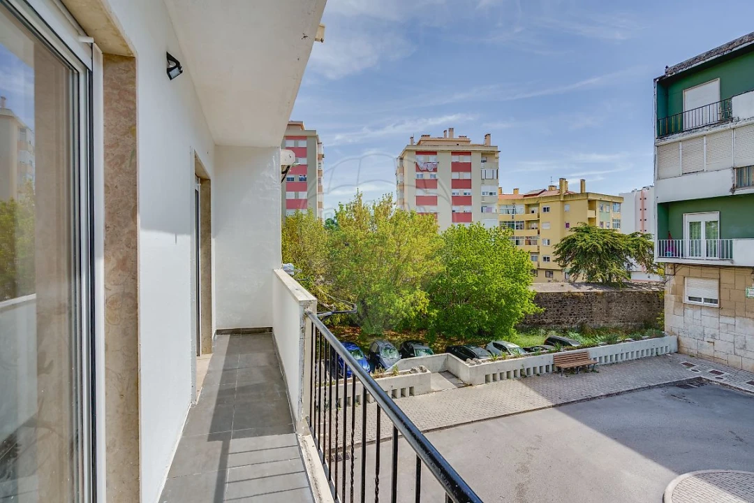 Apartamento T2 para Venda em Falagueira-Venda Nova Foto 10
