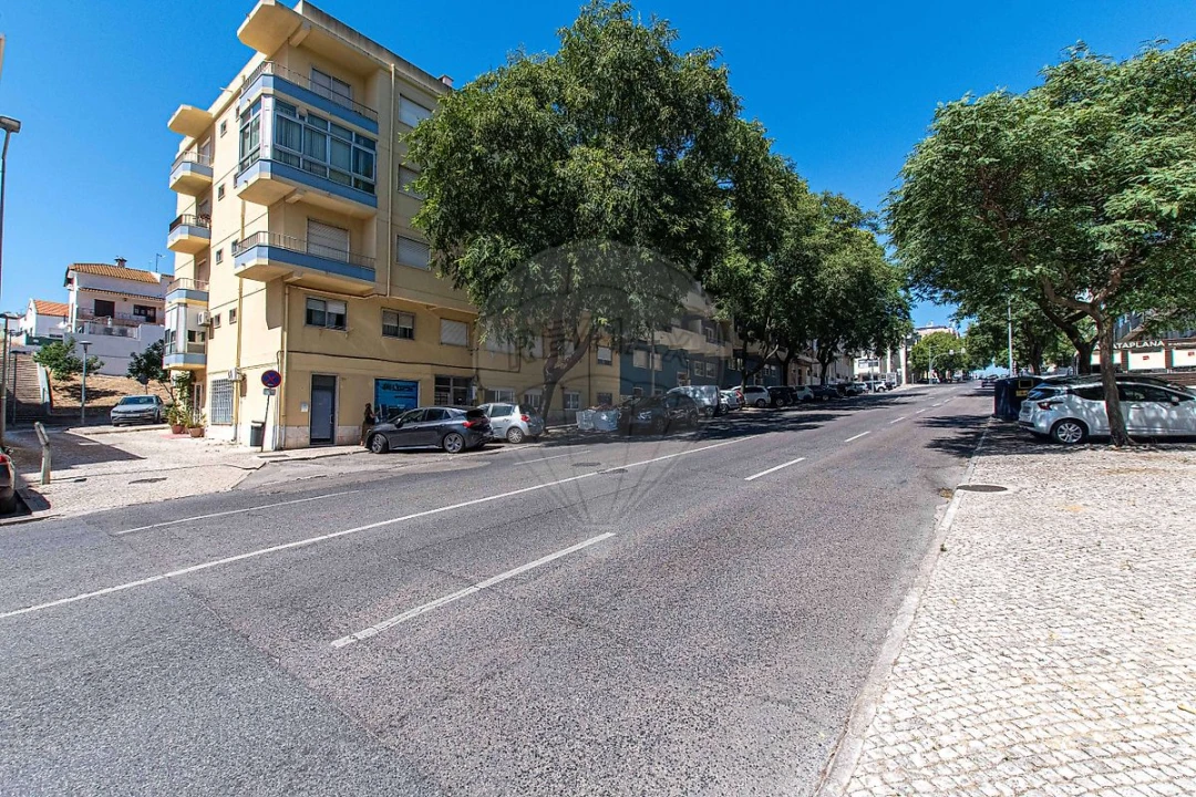 Apartamento T3 para Venda em Setubal (São Sebastião) Foto 2