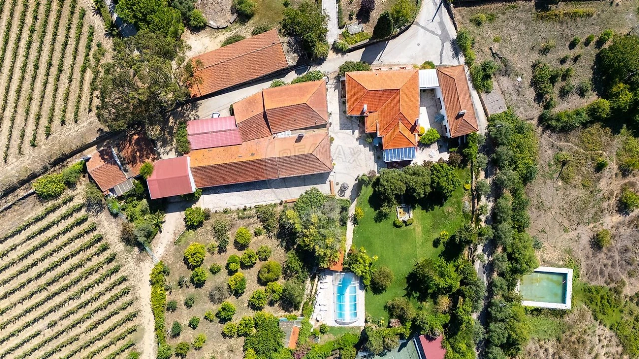 Quinta T5 para Venda em Dois Portos e Runa Foto 48