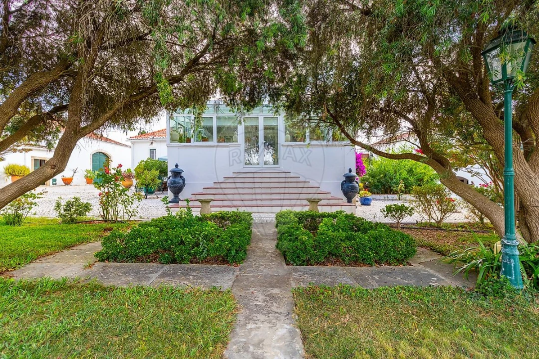 Quinta T5 para Venda em Dois Portos e Runa Foto 38