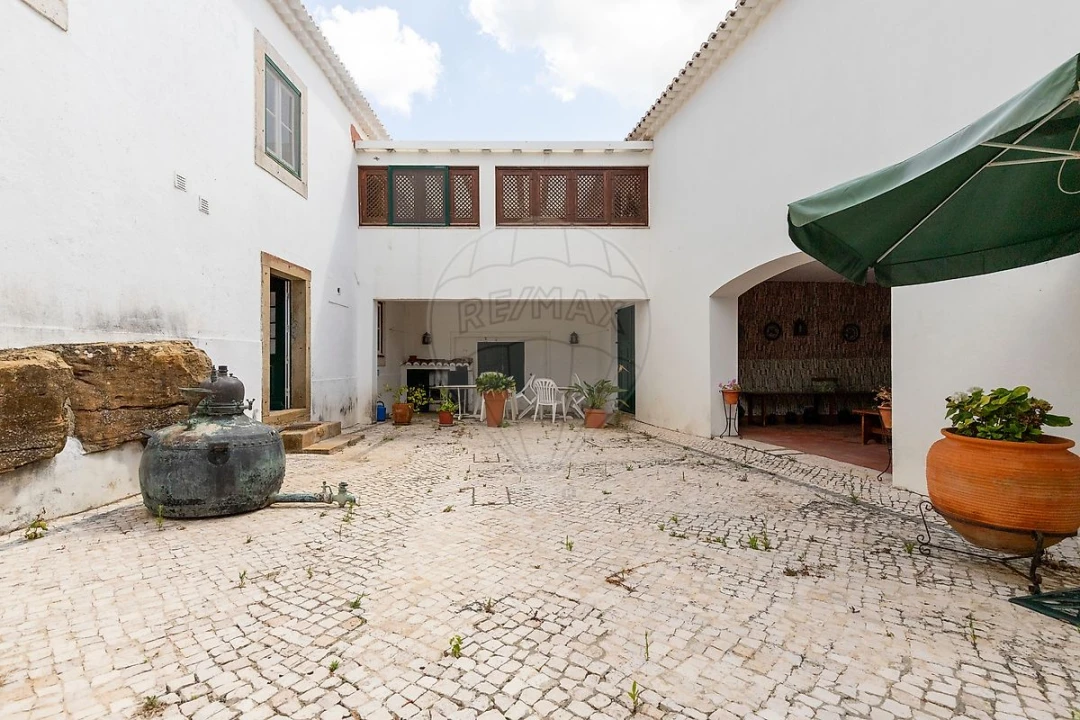 Quinta T5 para Venda em Dois Portos e Runa Foto 27