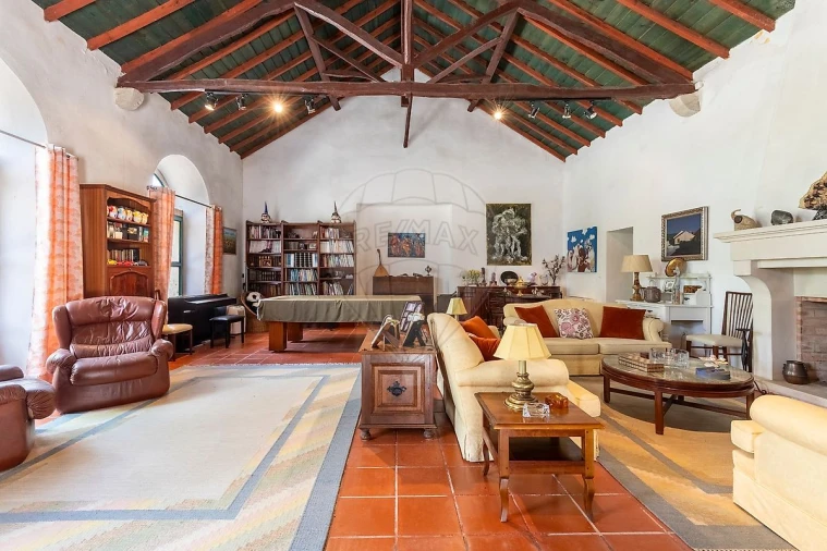 Quinta T5 para Venda em Dois Portos e Runa Foto 29