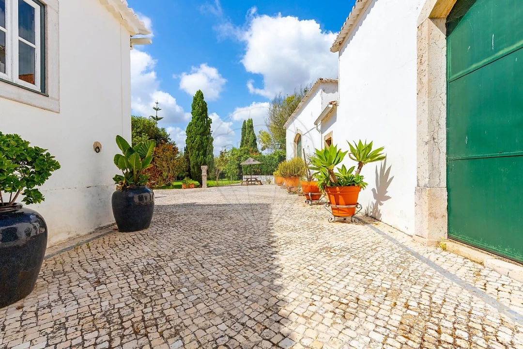 Quinta T5 para Venda em Dois Portos e Runa Foto 35